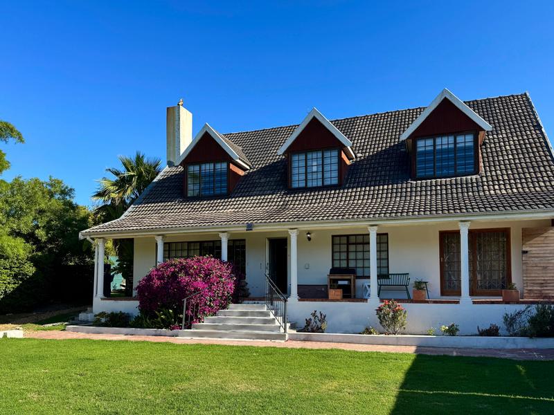 5 Bedroom Property for Sale in Helderberg Estate Western Cape